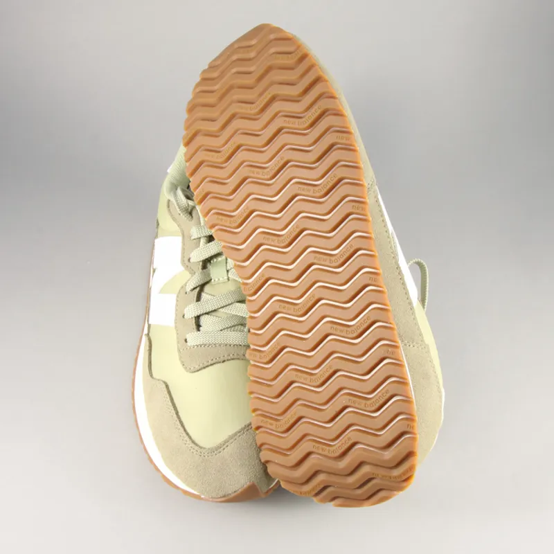 New balance best sale 770 classic camo